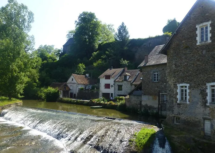 Les Charrons